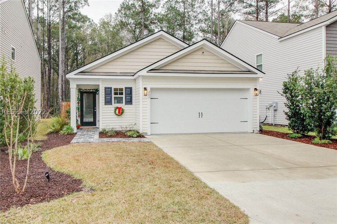 Property Photo:  207 Mascot Ct  SC 29909 