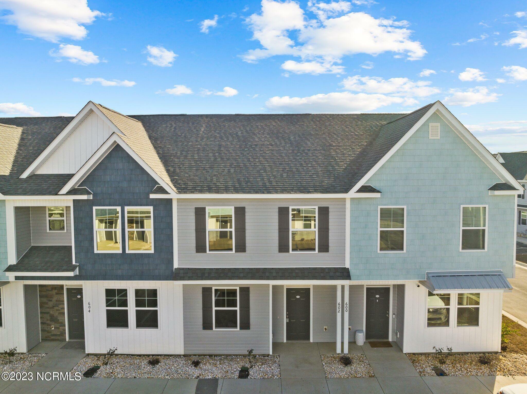 Property Photo: 602 Windsurfing Lane NC 28460