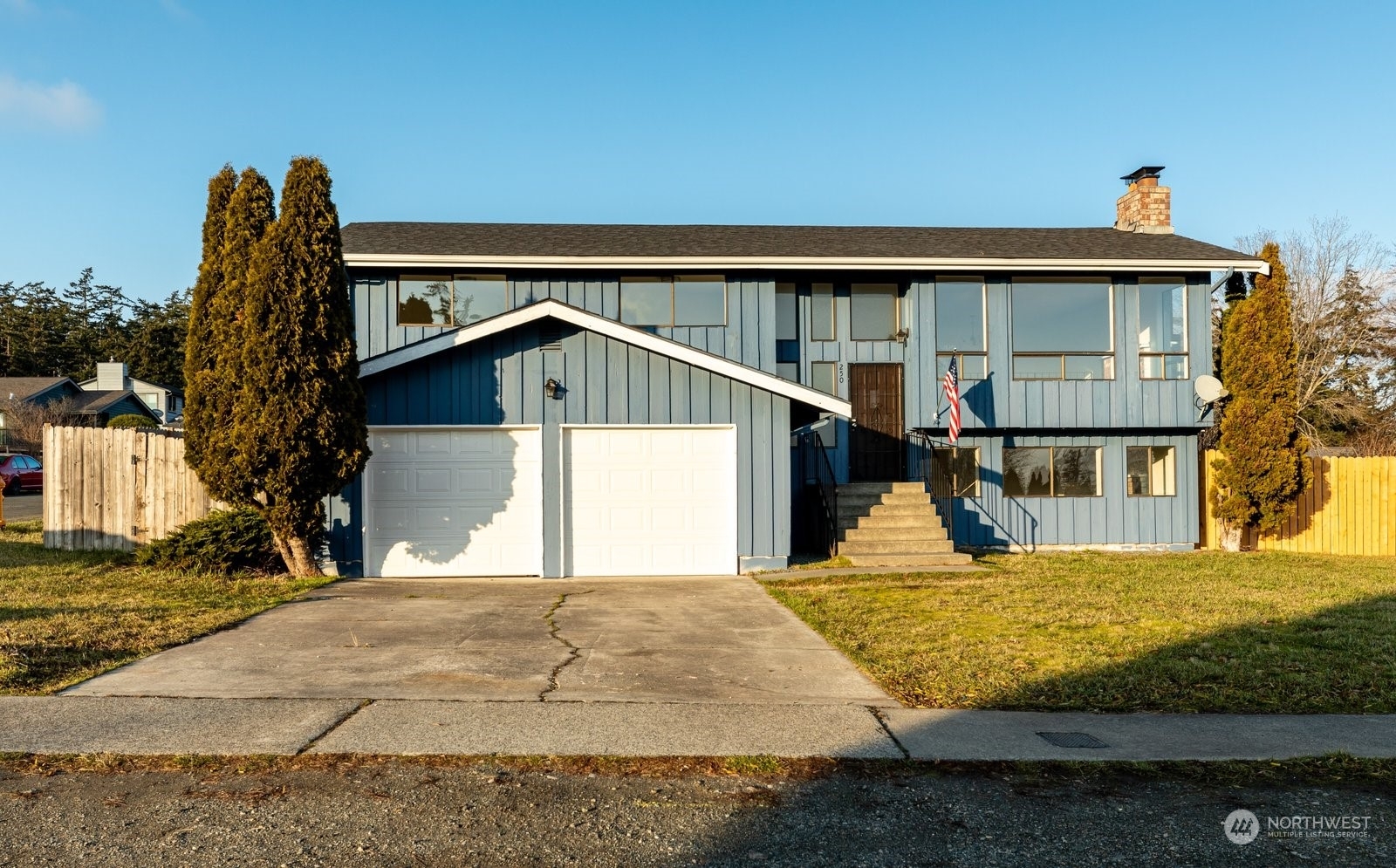 Property Photo:  250 NW 1st Avenue  WA 98277 