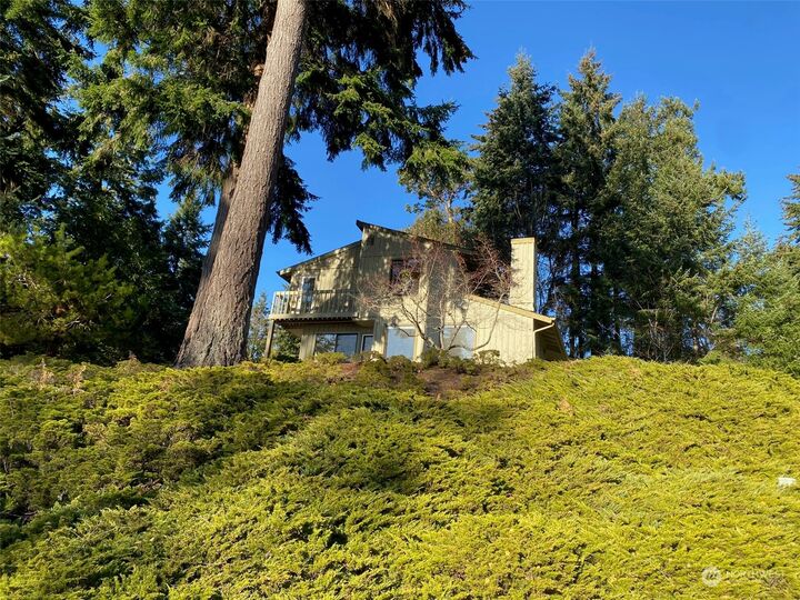Property Photo: 320 39th Avenue Ct NW WA 98335