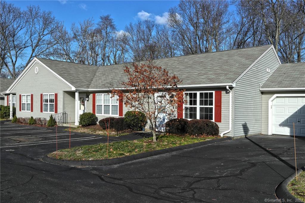 Property Photo:  150 Forest Road 10  CT 06461 