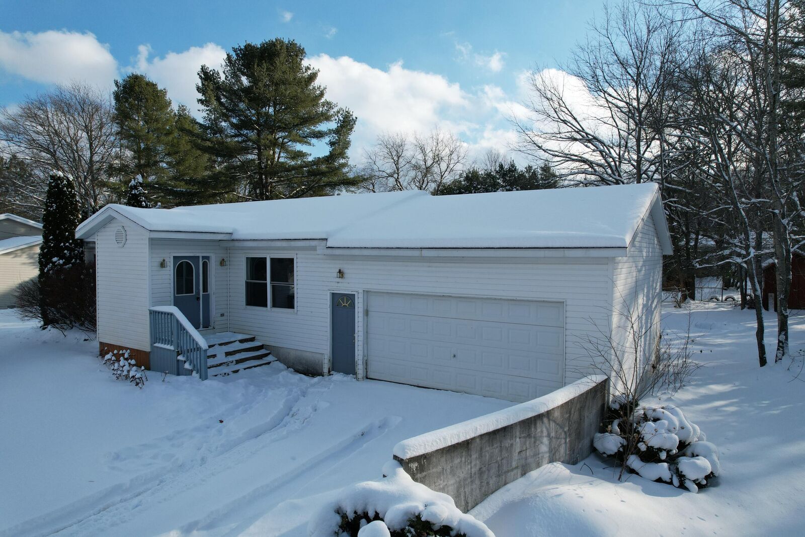 Property Photo:  1599 Gere'S North Street  MI 49735 