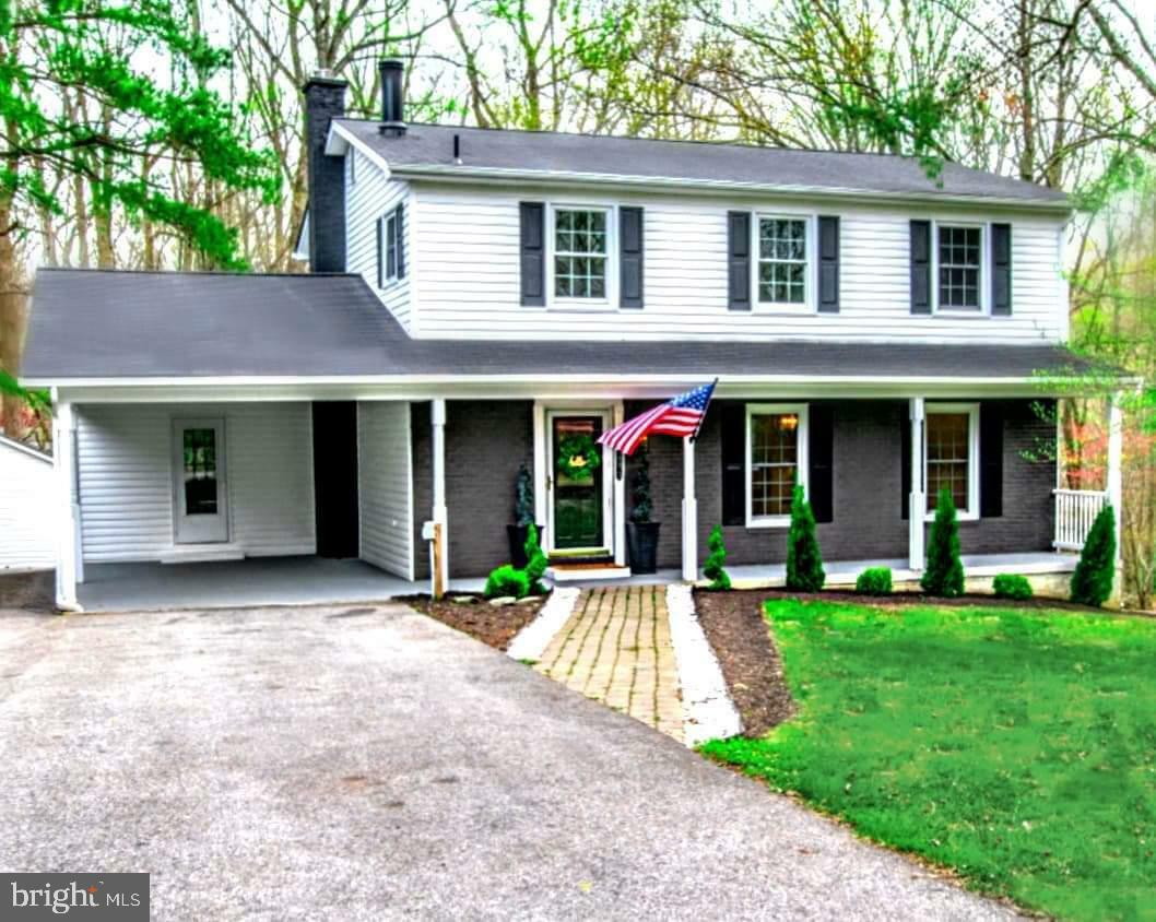 Property Photo: 30020 Tomahawk Court MD 20659