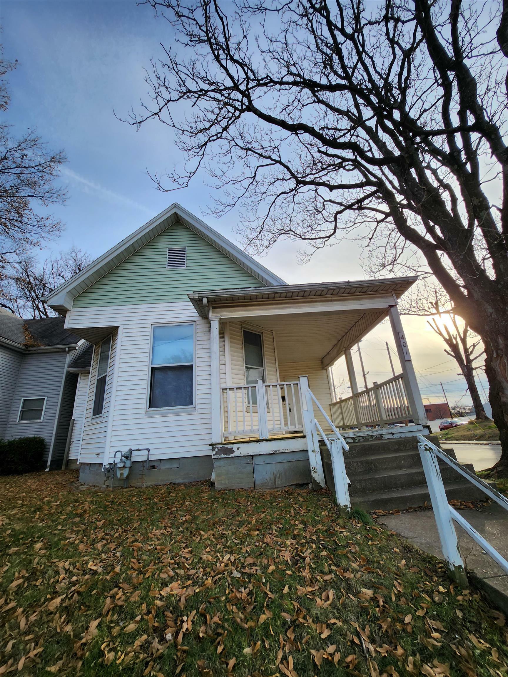 Property Photo:  401 E Franklin Street  IN 47711 