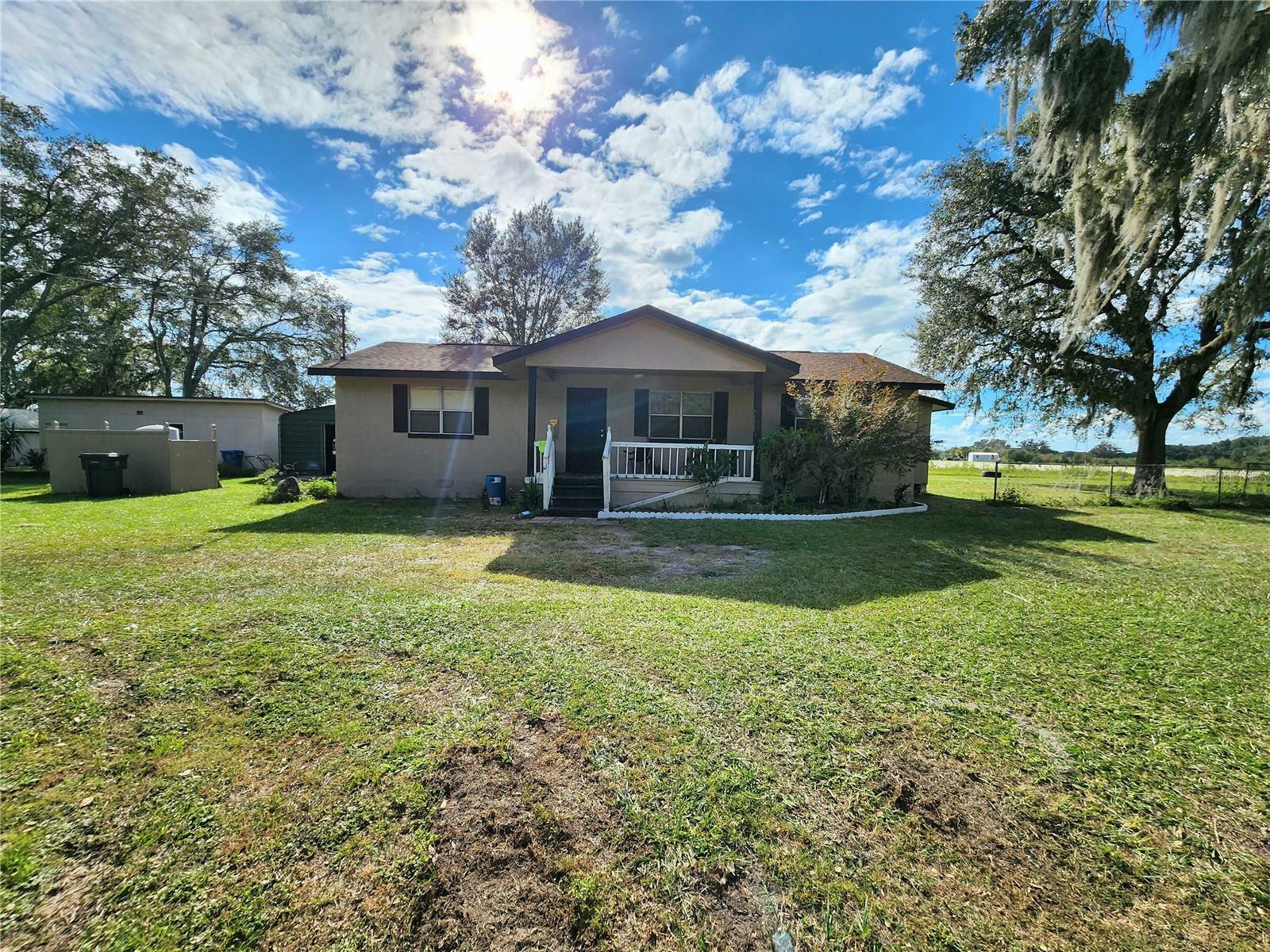 Property Photo:  3425 Thonotosassa Road  FL 33565 