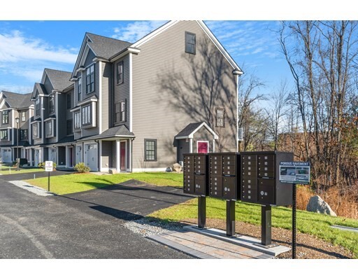 Property Photo: 168 Lowell St 14 MA 01887