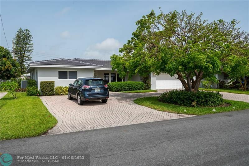 Property Photo:  4761 NE 29th Ave  FL 33308 