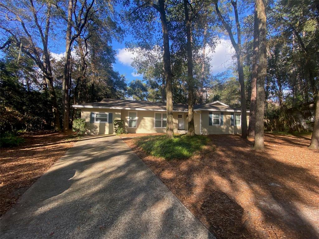 Property Photo:  3056 W University Avenue  FL 32607 