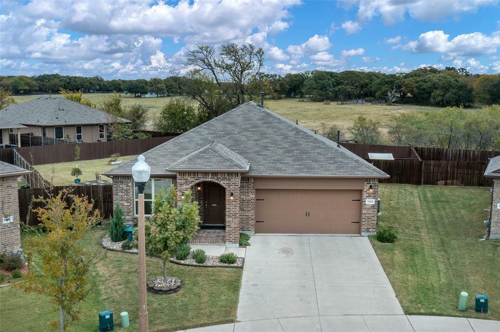 Property Photo:  100 Sunken Meadow Court  TX 76210 