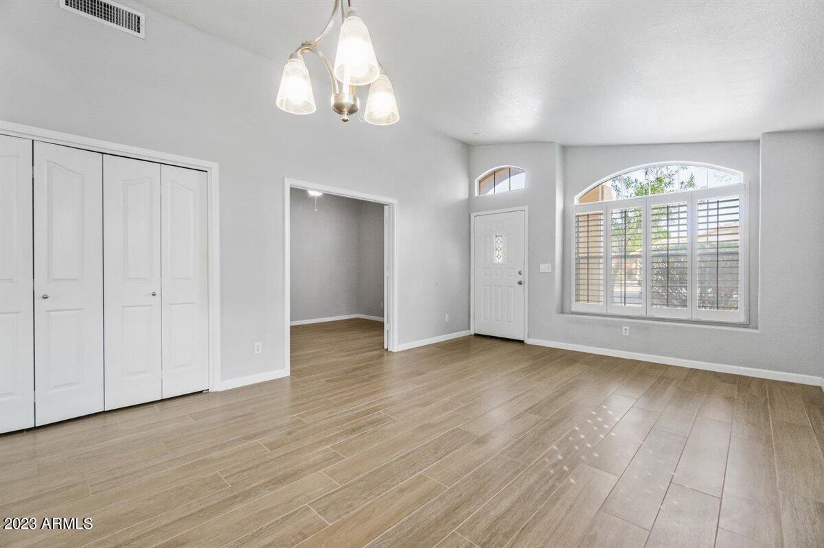 Property Photo: 1327 W Maria Lane AZ 85284