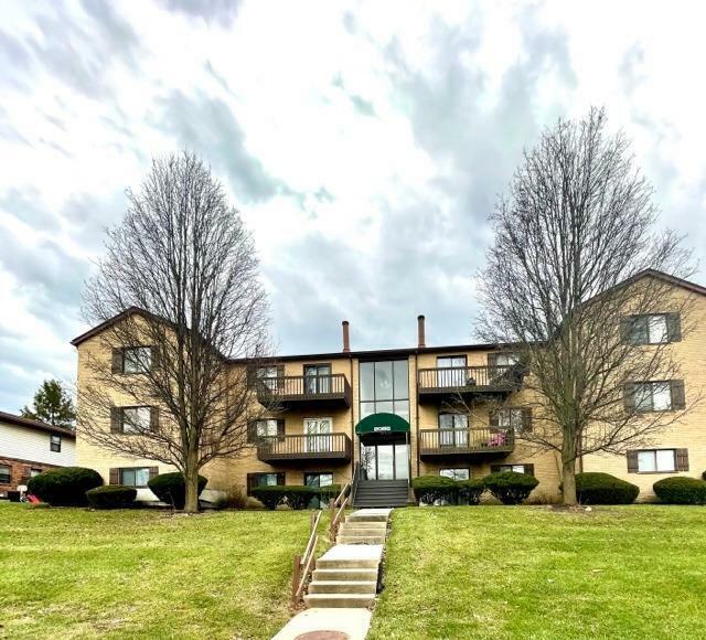 Property Photo: 2055 Woodtrail Dr 107 OH 45014