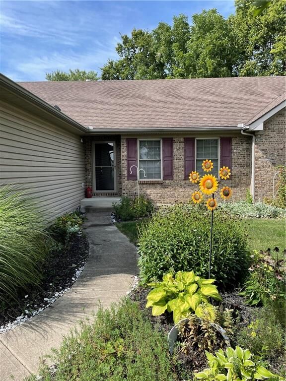 Property Photo:  4714 Hazelridge Circle  OH 45424