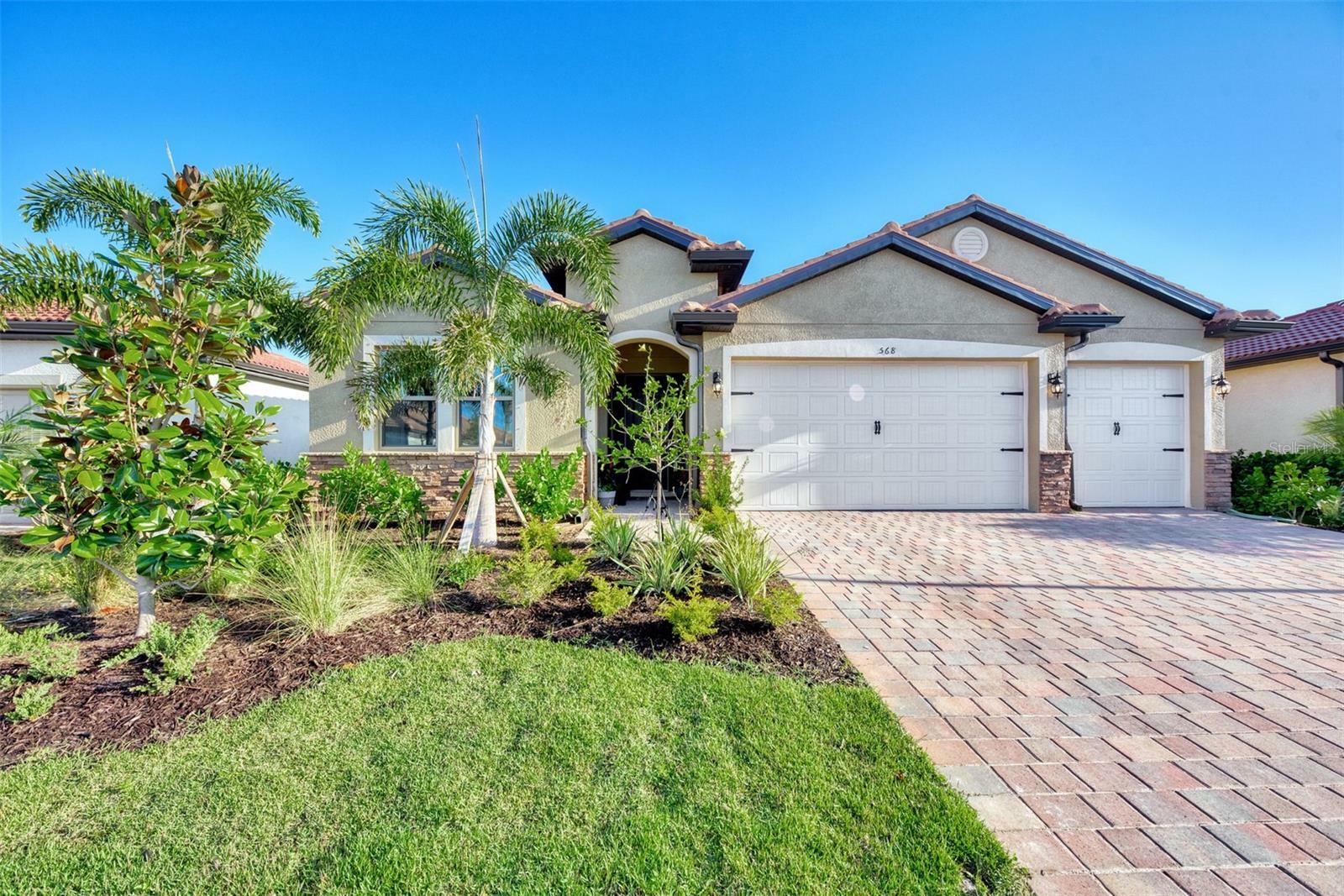 Property Photo: 568 Maraviya Boulevard FL 34275