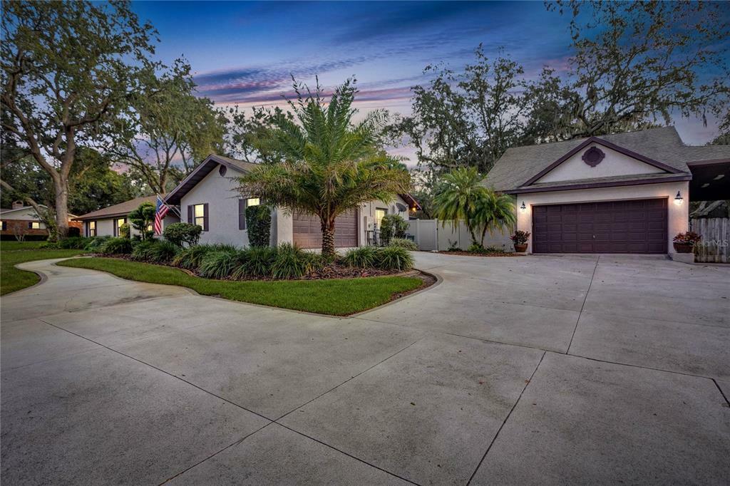 Property Photo:  4304 Emmaus Road  FL 34731 