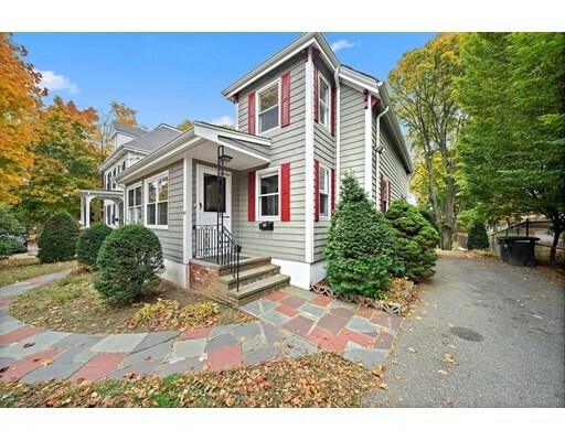 52 Pond St  Waltham MA 02451 photo