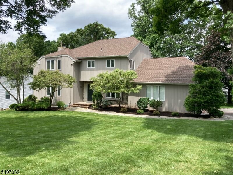 Property Photo:  170 Overhill Way  NJ 07922 