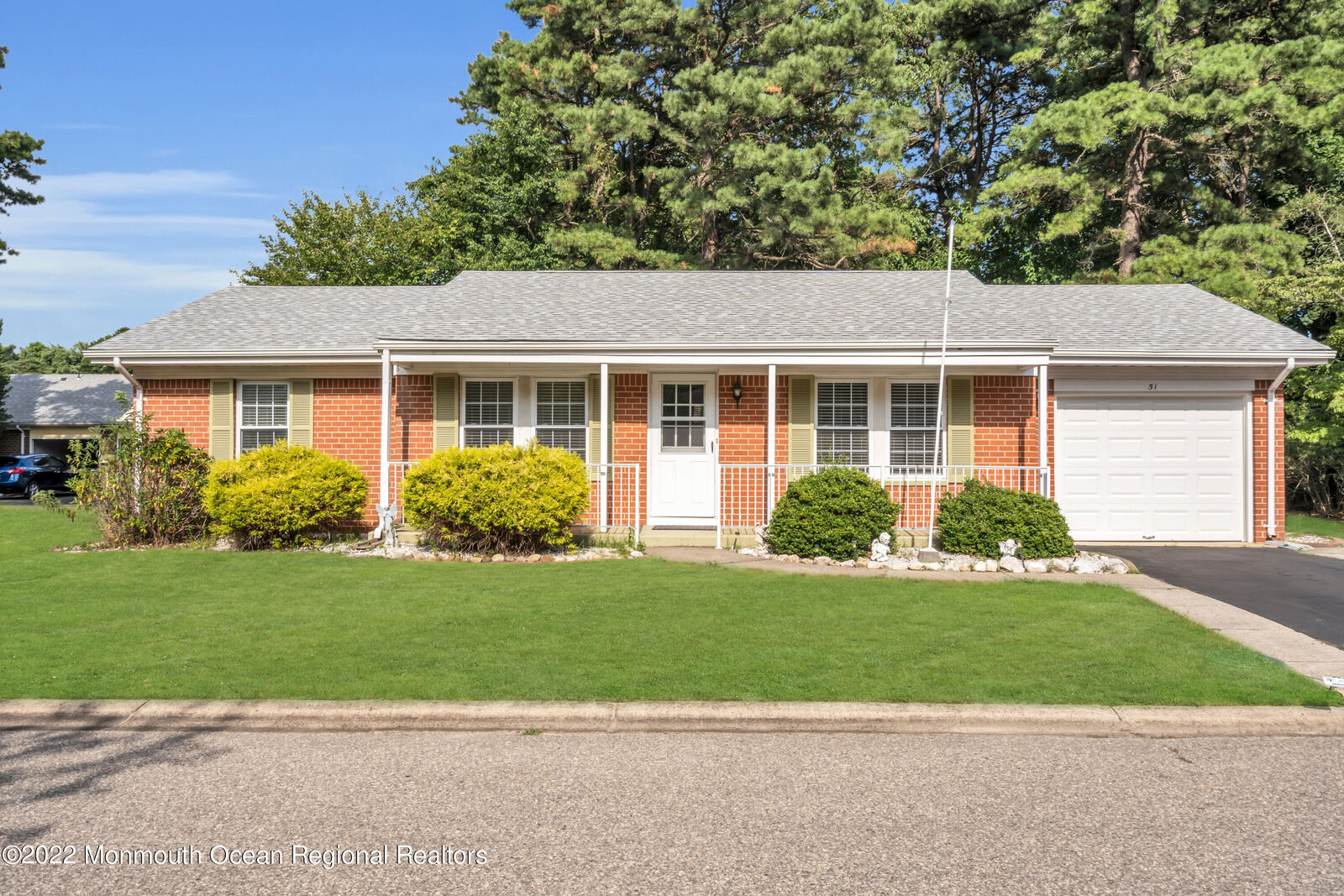 Property Photo:  51 Franklin Lane  NJ 08759 