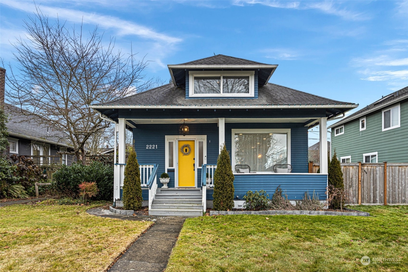 Property Photo:  2221 Rainier Avenue  WA 98201 