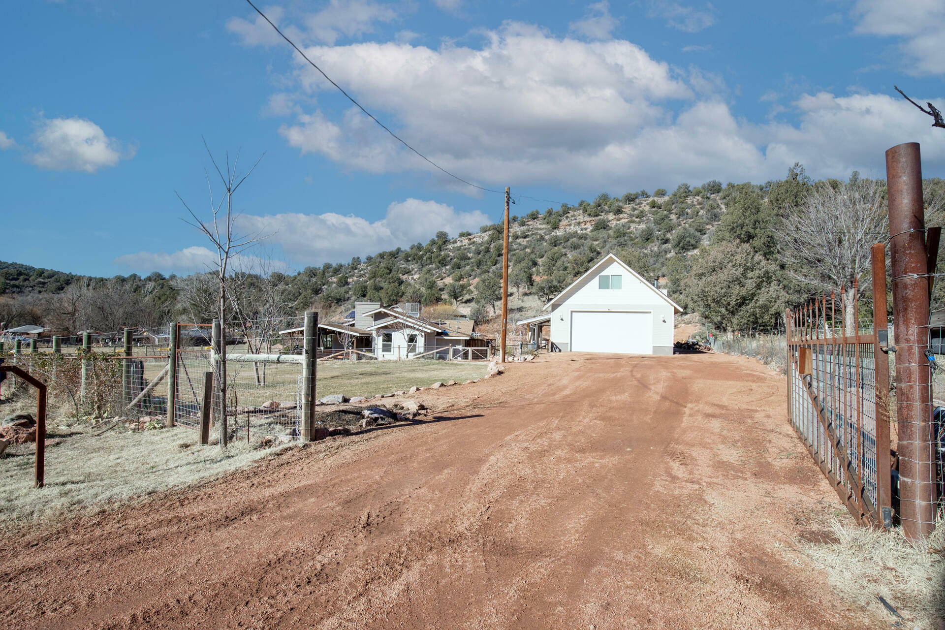 Property Photo:  2206 N Flowing Springs Road  AZ 85541 