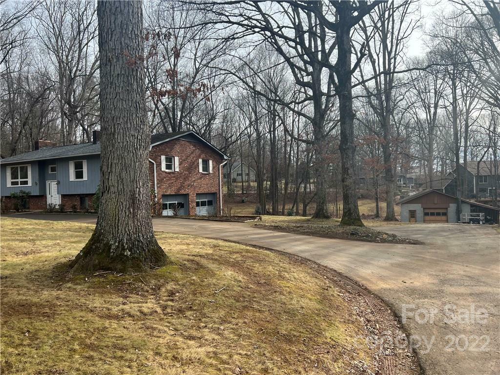 Property Photo: 238 Ledbetter Road NC 28704