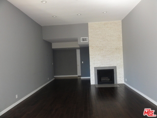 Property Photo: 8871 Burton Way 305 CA 90048