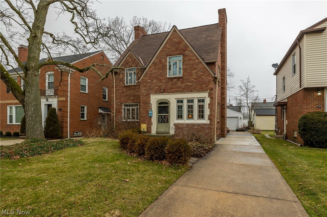 Property Photo: 3849 Faversham Road OH 44118