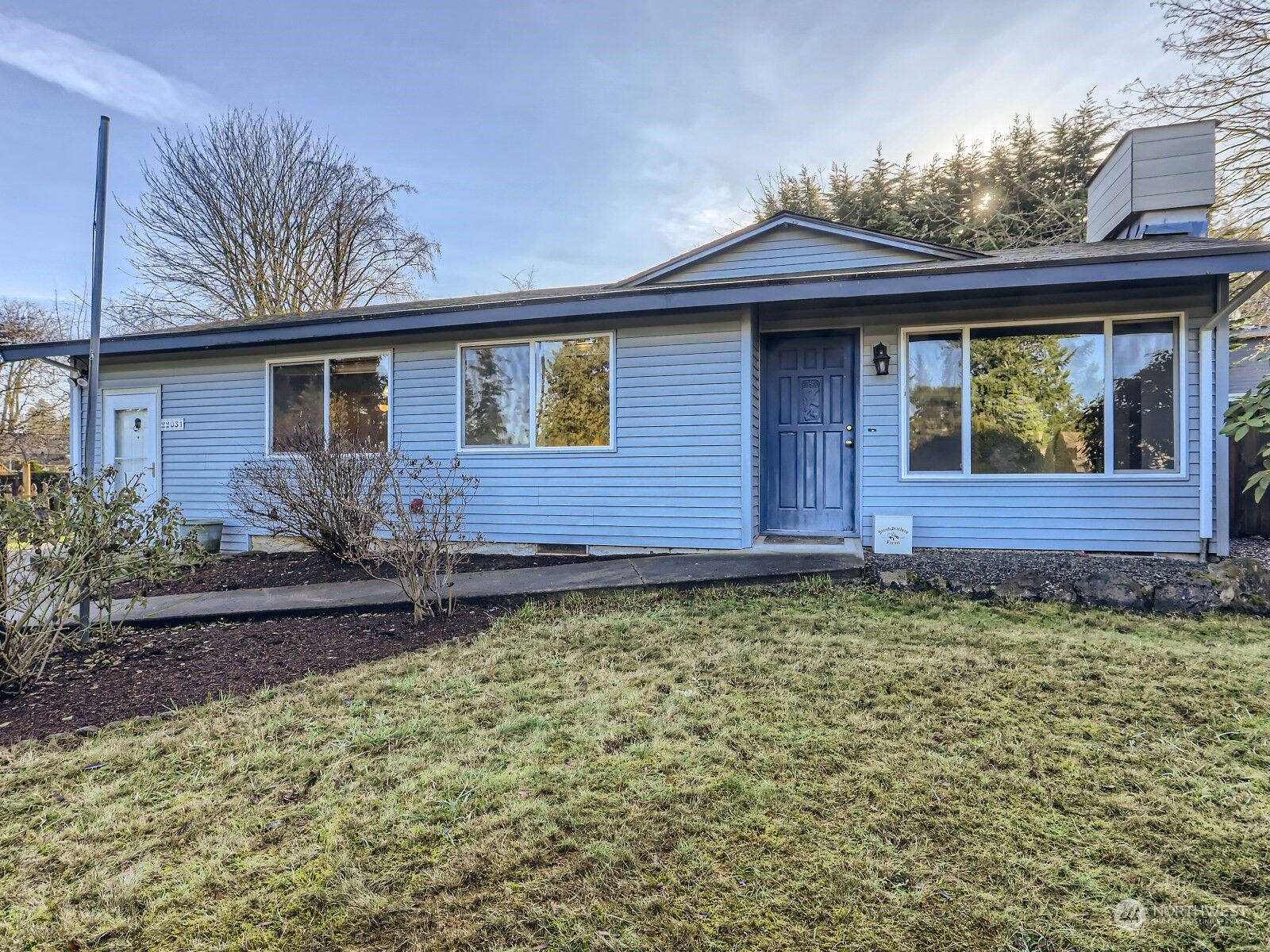 Property Photo:  22031 7th Avenue W  WA 98021 