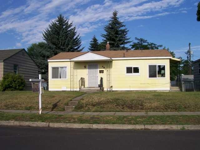 Property Photo:  4807 N Smith St  WA 99217 