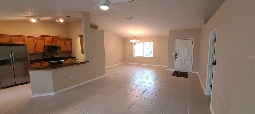 Property Photo:  6 White Rock Place  FL 32164 