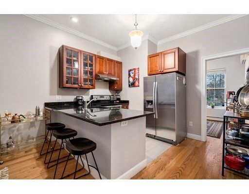 Property Photo: 205 W Springfield St 1 MA 02118