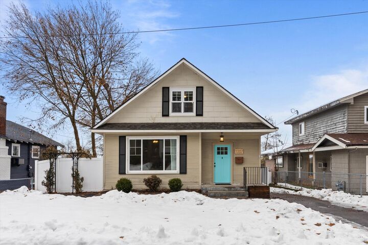 1307 E 13th Ave  Spokane WA 99202 photo