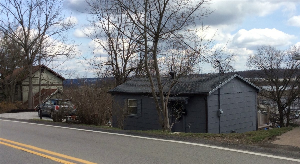 Property Photo:  115 Prestley Rd  PA 15017 