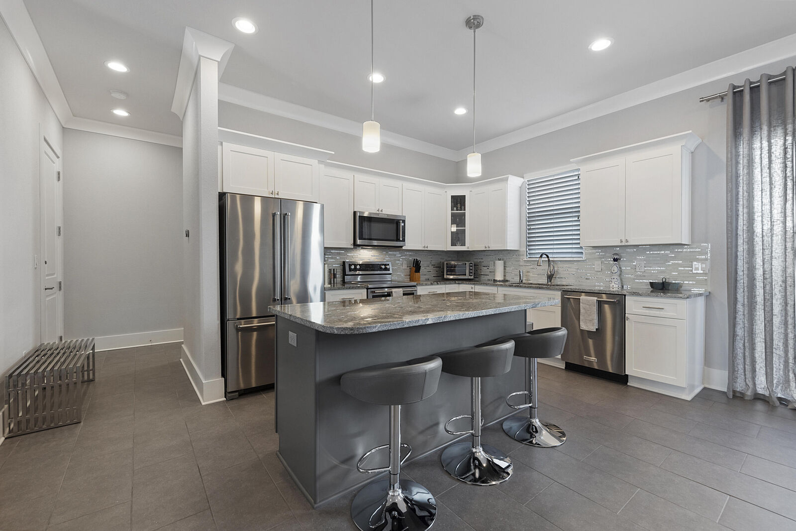 Property Photo:  995 Airport Road 26  FL 32541 