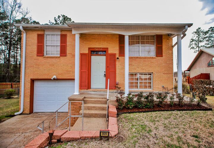 2020 Columbus Cir  Leesville LA 71446 photo