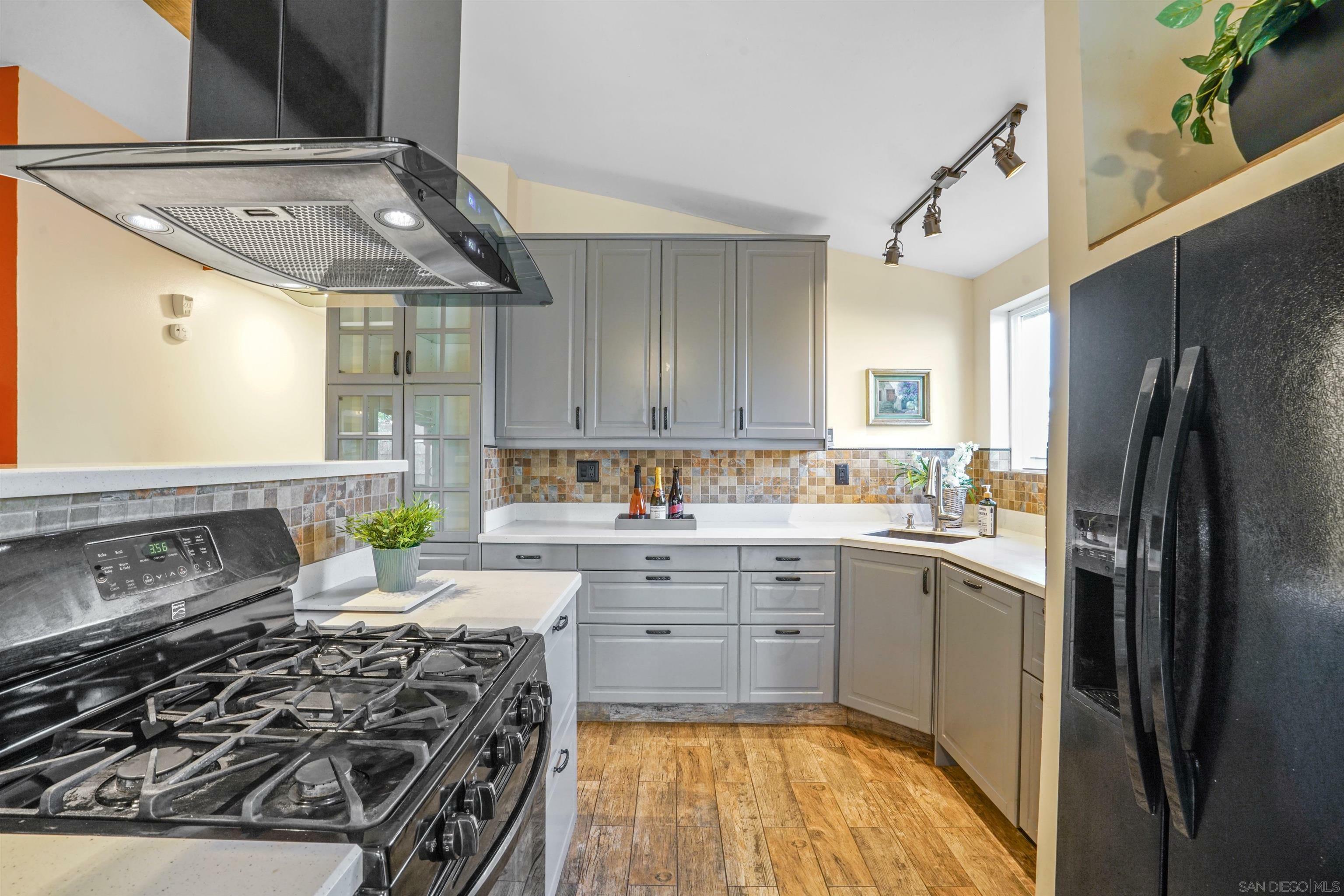 Property Photo:  8855 Laddie Ln  CA 92123 