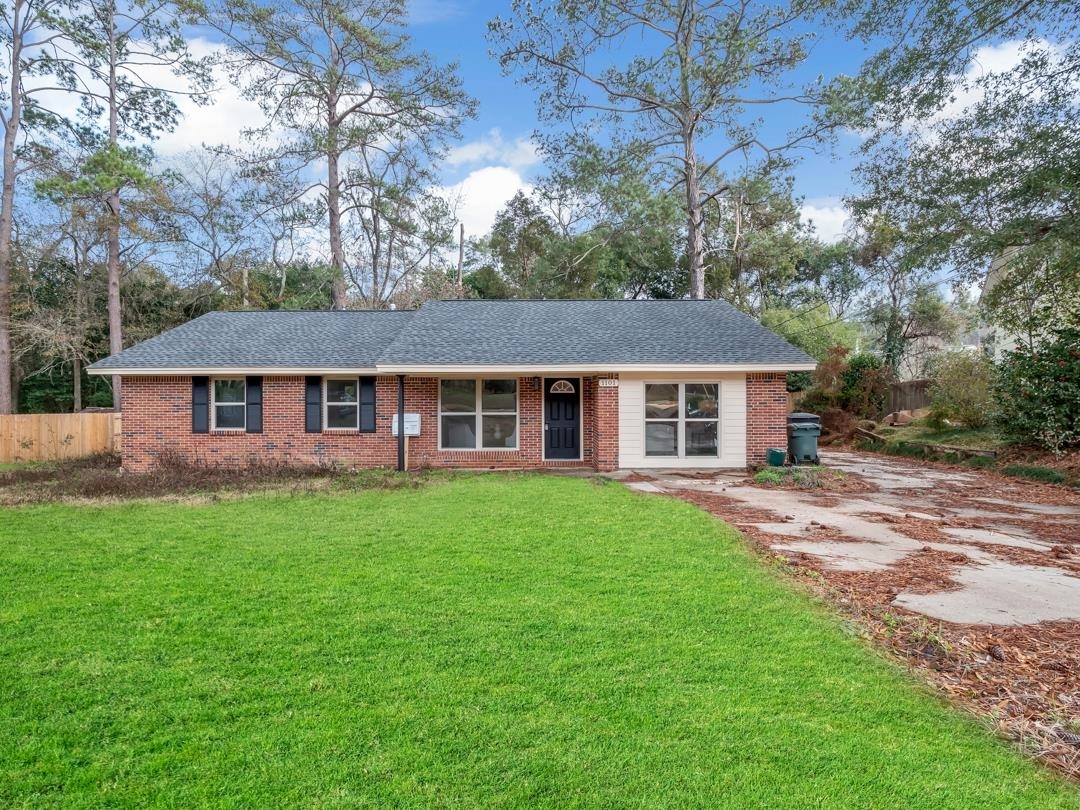 Property Photo:  1101 Winifred Drive  FL 32308 