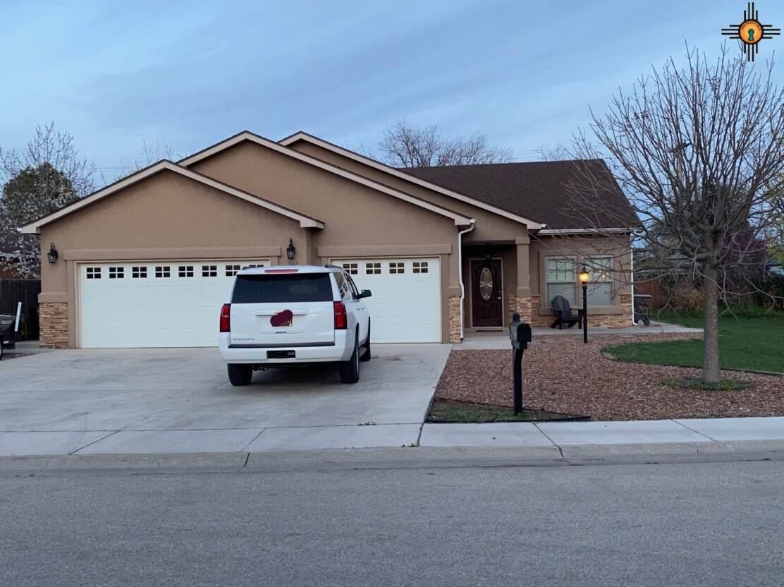 Property Photo: 1303 S 23rd Street NM 88210