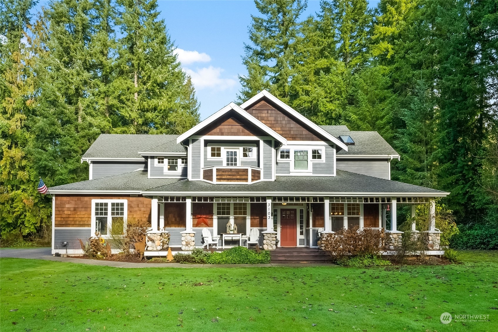 Property Photo: 3103 342nd Street E WA 98328