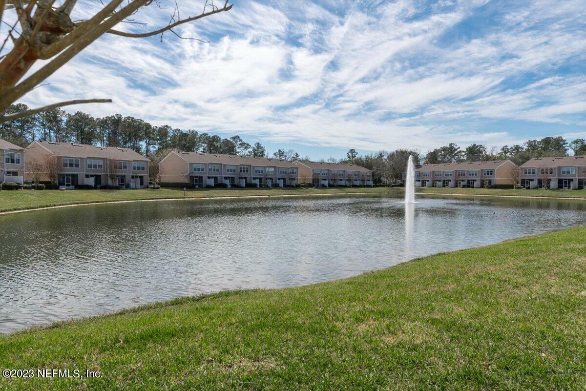 Property Photo: 6800 Arching Branch Circle FL 32258