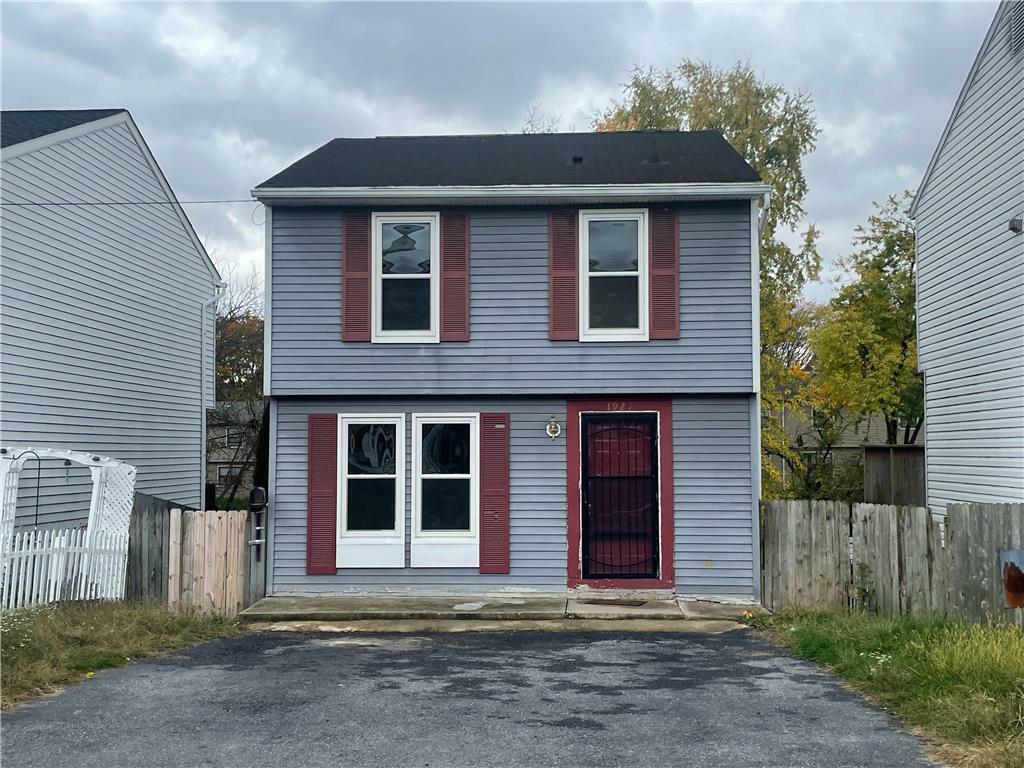 Property Photo:  1927 Glendale Avenue  PA 18018 