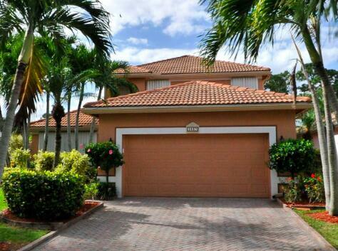 Property Photo: 1637 SE Ballantrae Boulevard FL 34952