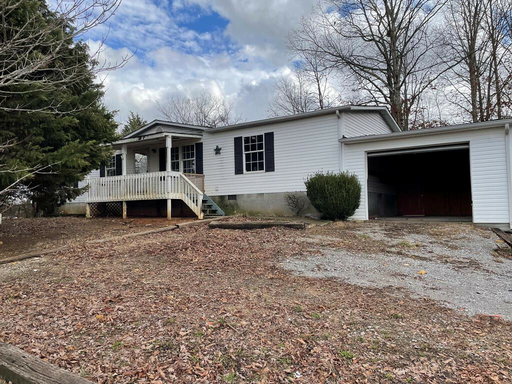 Property Photo:  640 County Road 316  TN 37826 