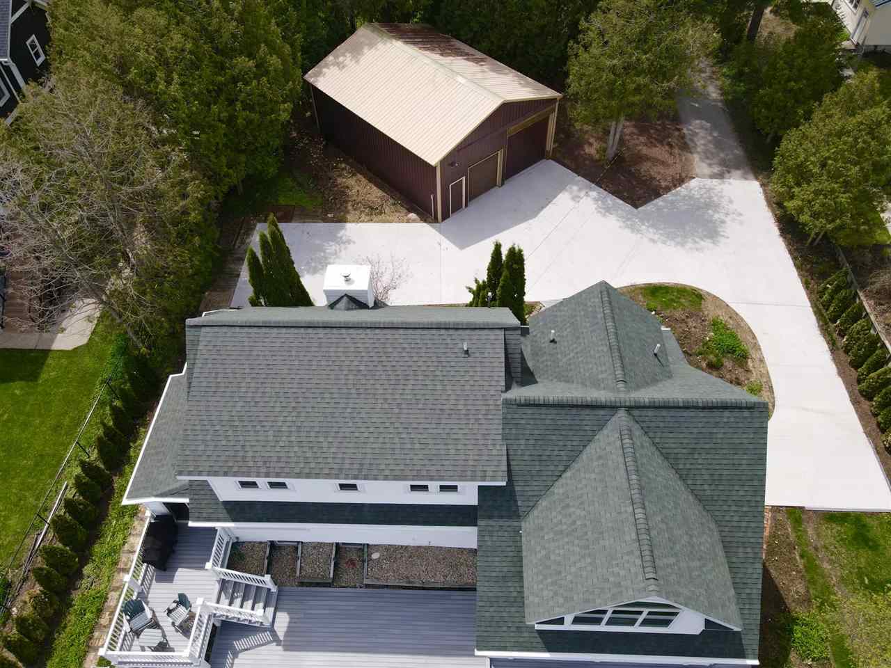 Property Photo: 512 N Lake MI 49727
