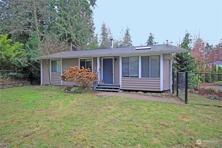 Property Photo:  12950  Lakeview Avenue NW  WA 98370 