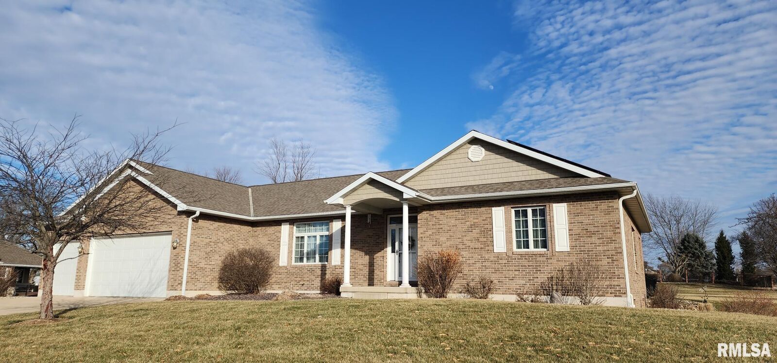 Property Photo:  1327 Edinburgh Drive  IL 62305 