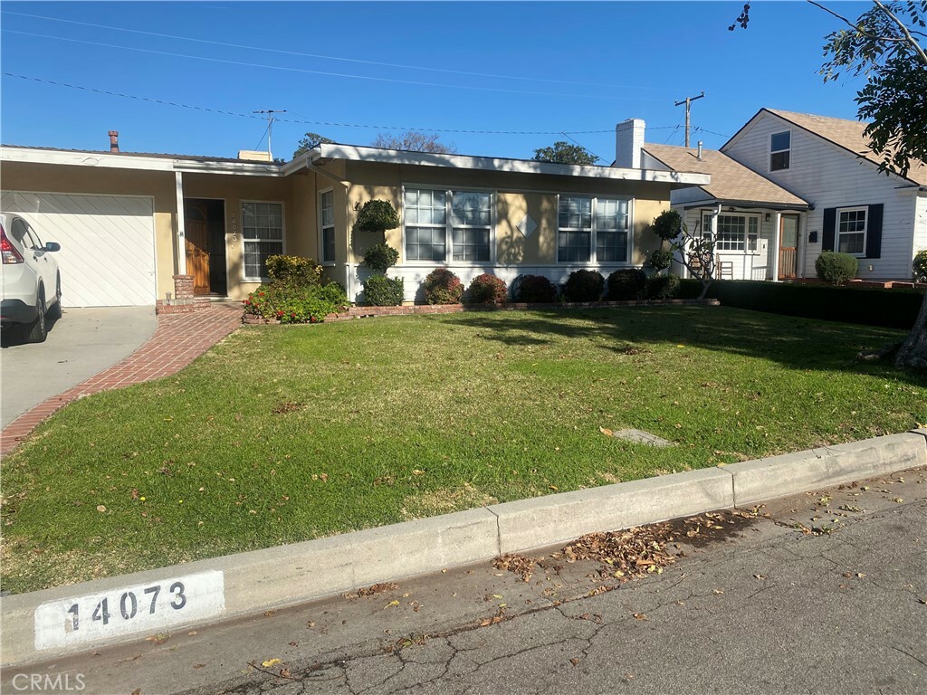 Property Photo: 14073 Putnam Street CA 90605