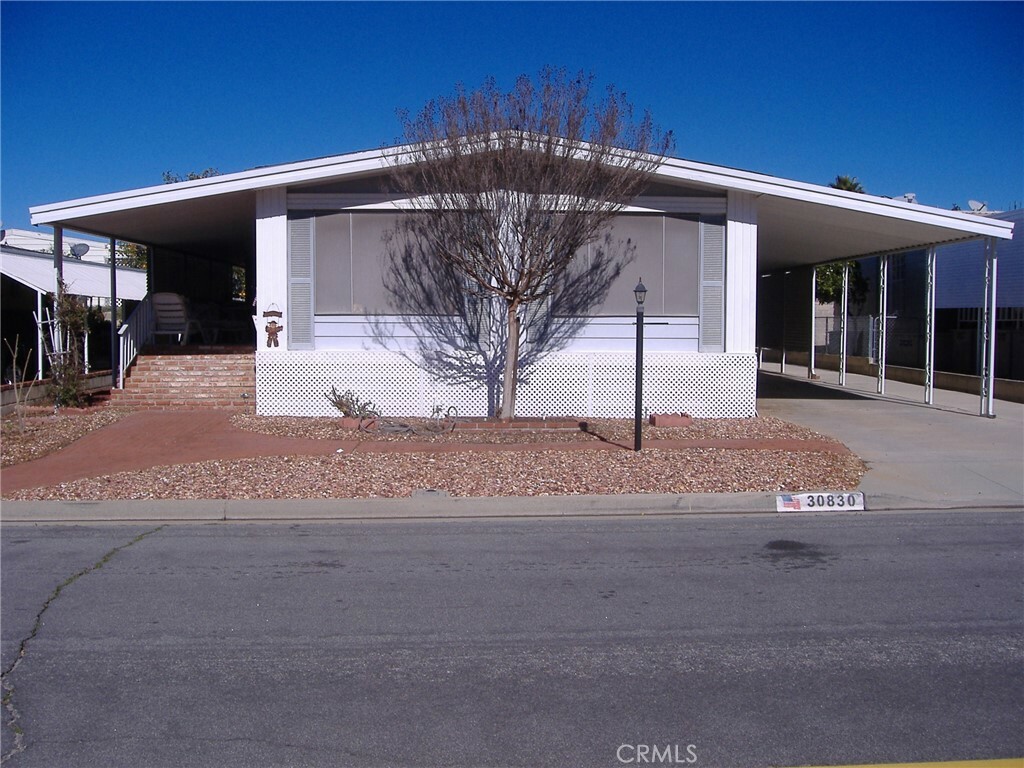 30830 Paradise Palm Avenue  Homeland CA 92548 photo