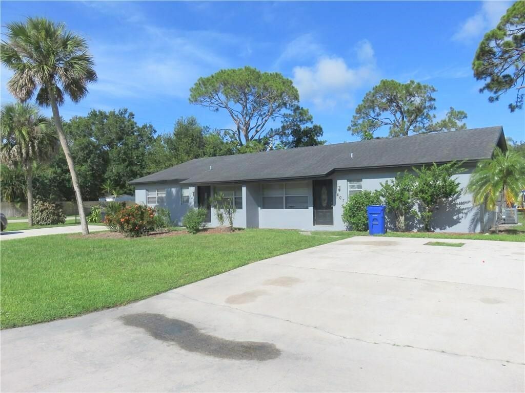 Property Photo:  1407 41st Avenue Avenue  FL 32960 