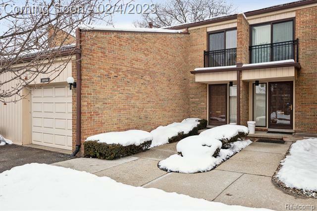 Property Photo:  18284 University Park Drive  MI 48152 