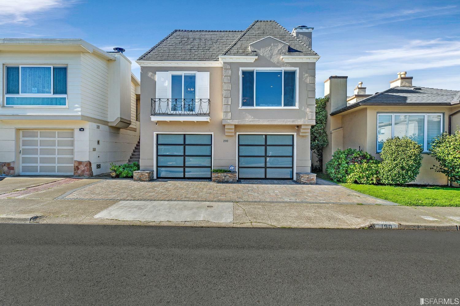 Property Photo:  190 Country Club Drive  CA 94132 